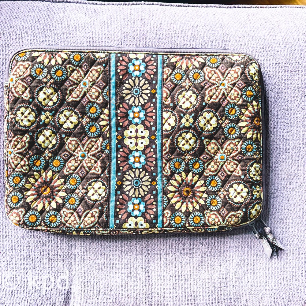 Vera Bradley Java Blue Laptop Case – Retired Floral Quilted Tech Bag